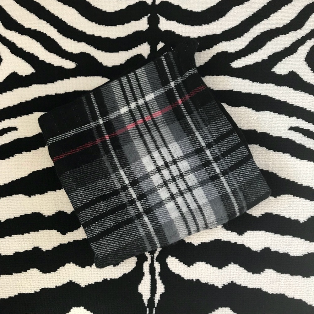 Steve Madden Reversible Plaid/houndstooth Checkered Poncho One Size - Picture 4 of 5